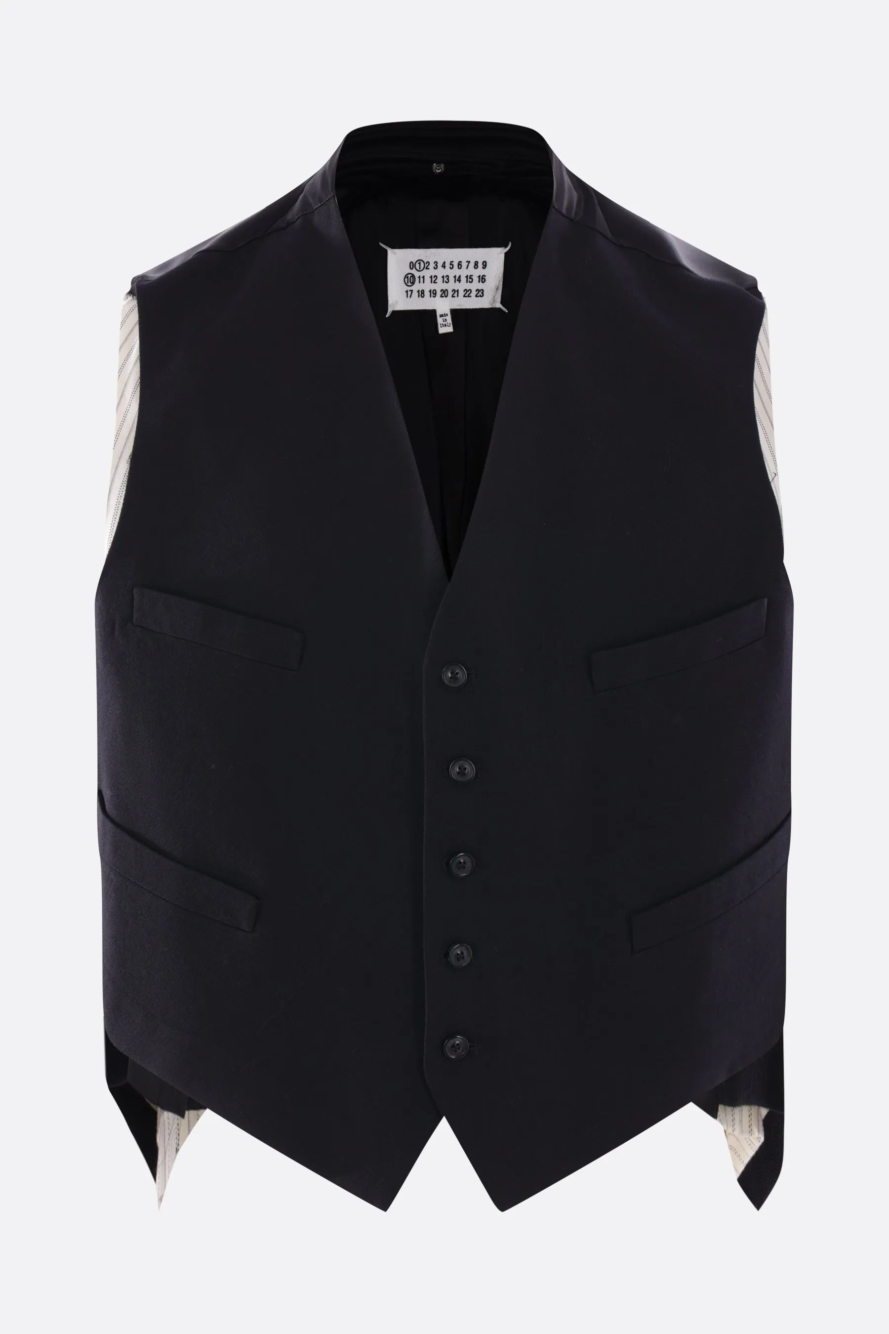 Anonymity of the lining vest