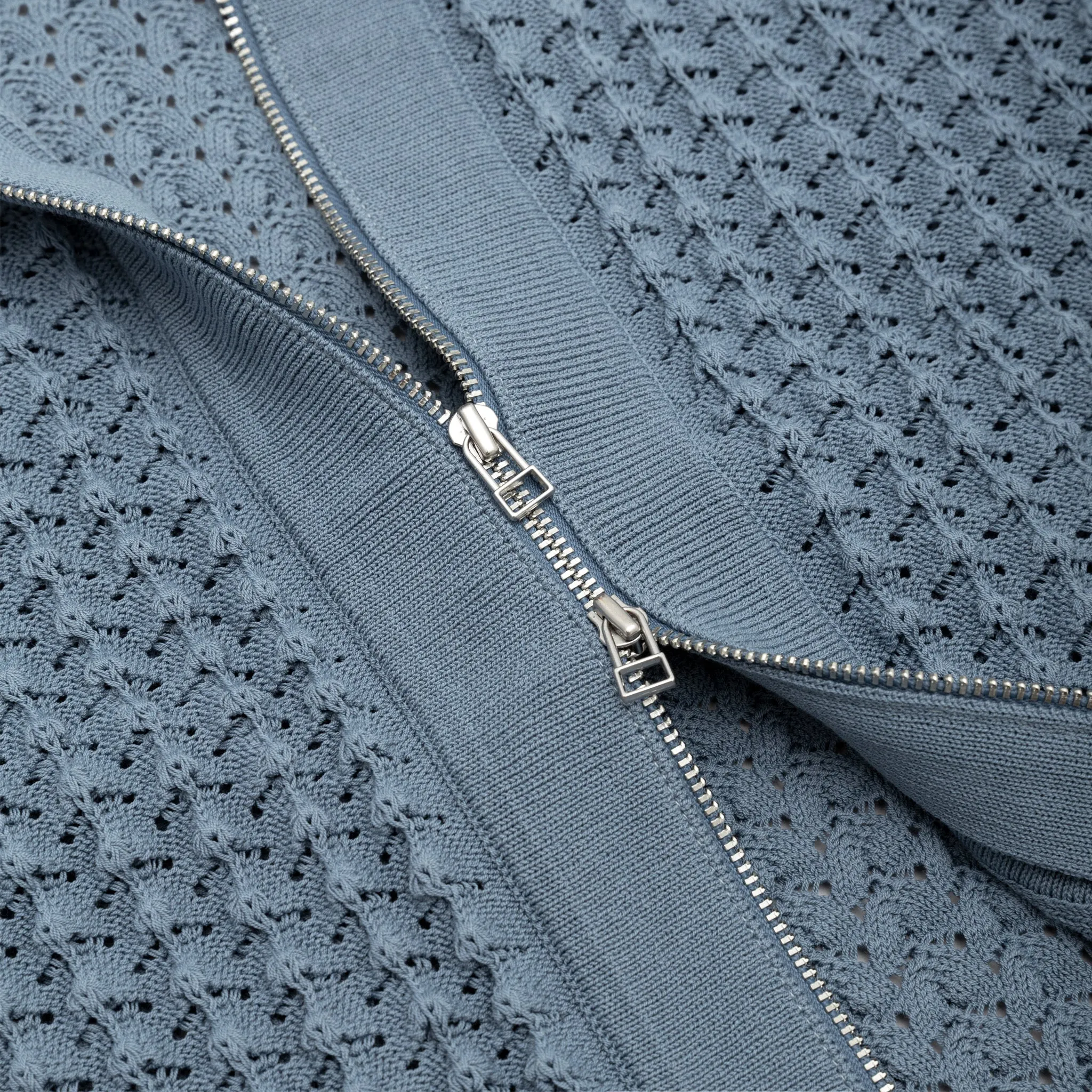 ASH ZIP UP