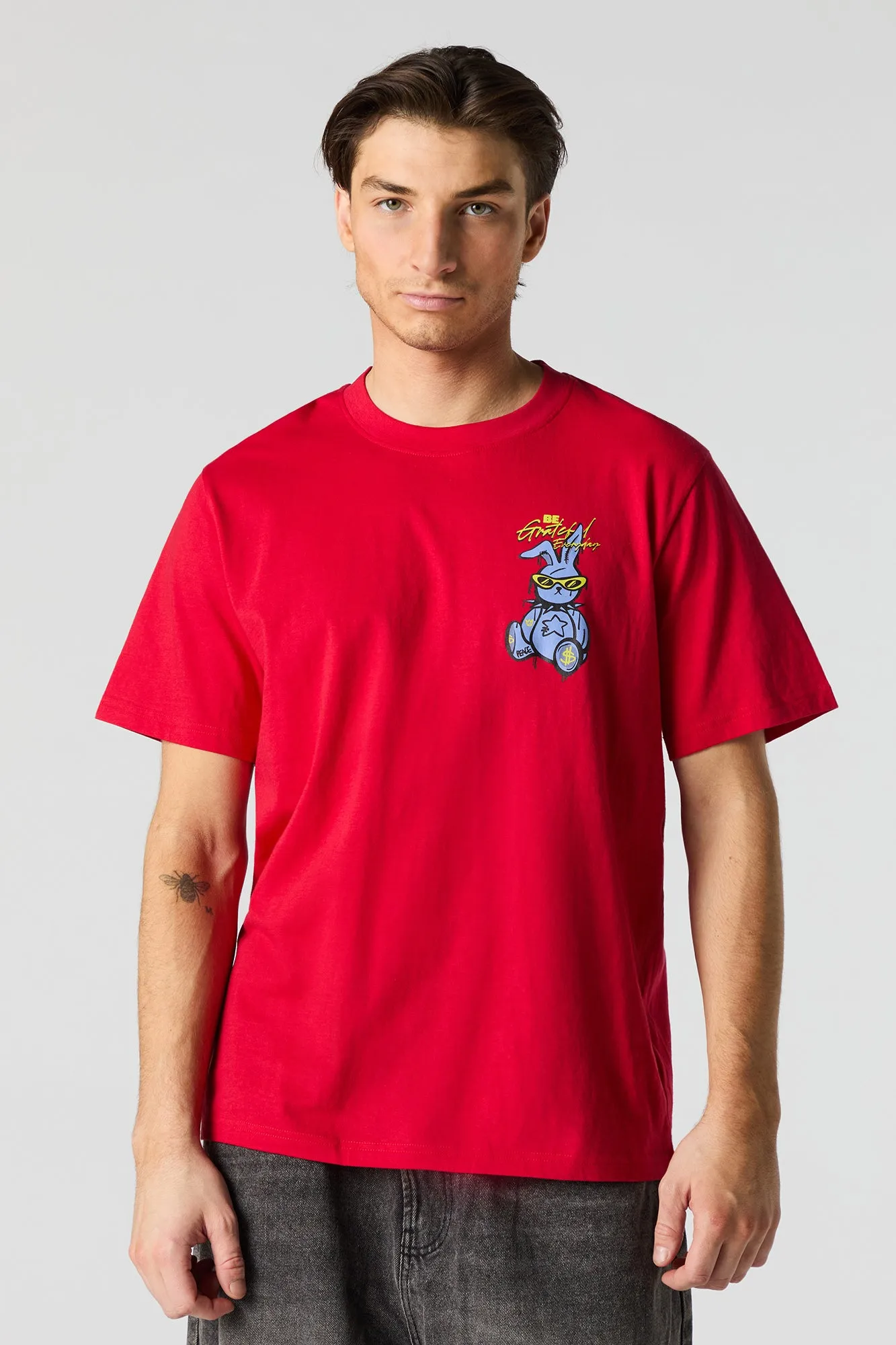 Be Grateful Everyday Graphic T-Shirt