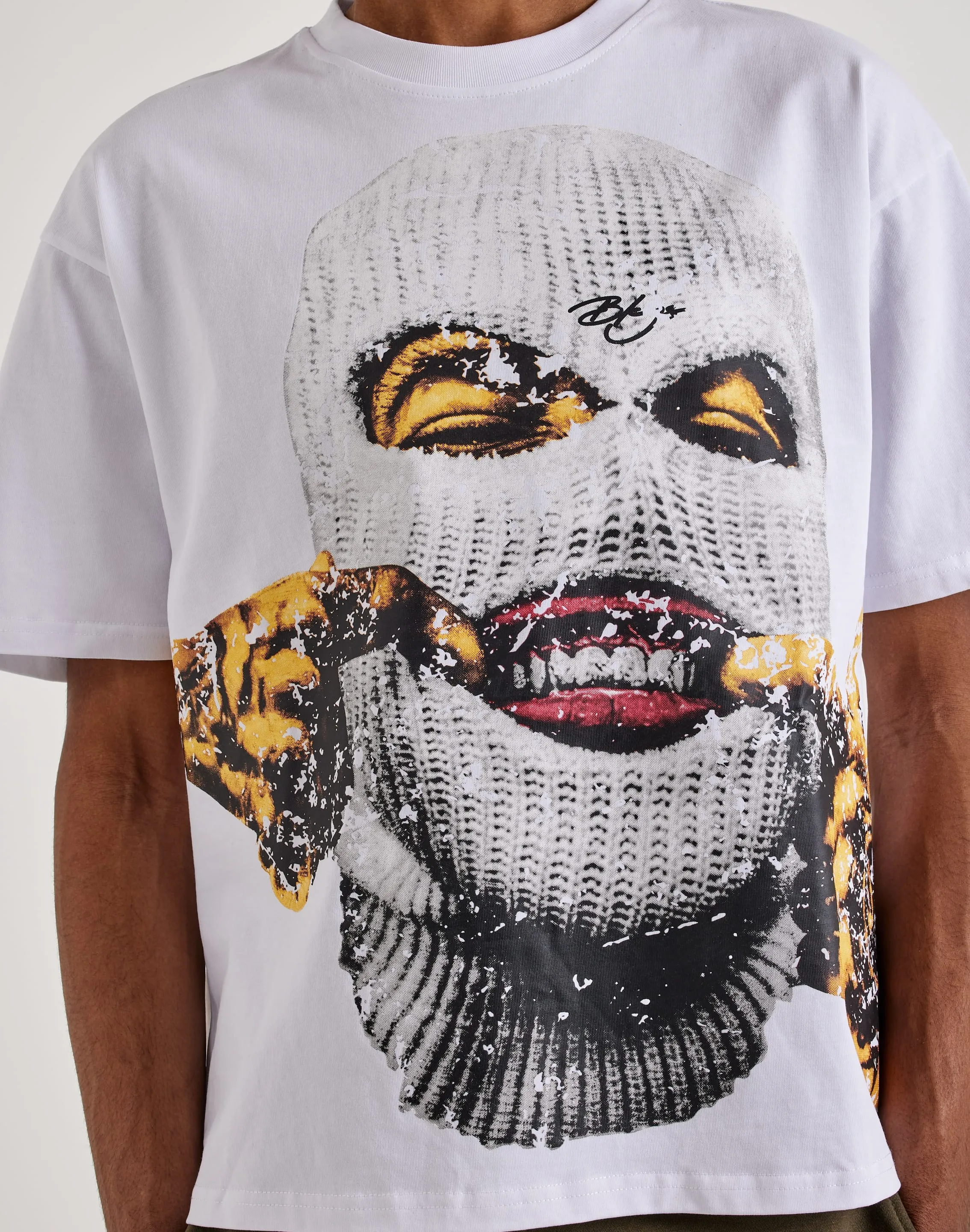 BKYS  Reversed Face Crop Short Sleeve Tee