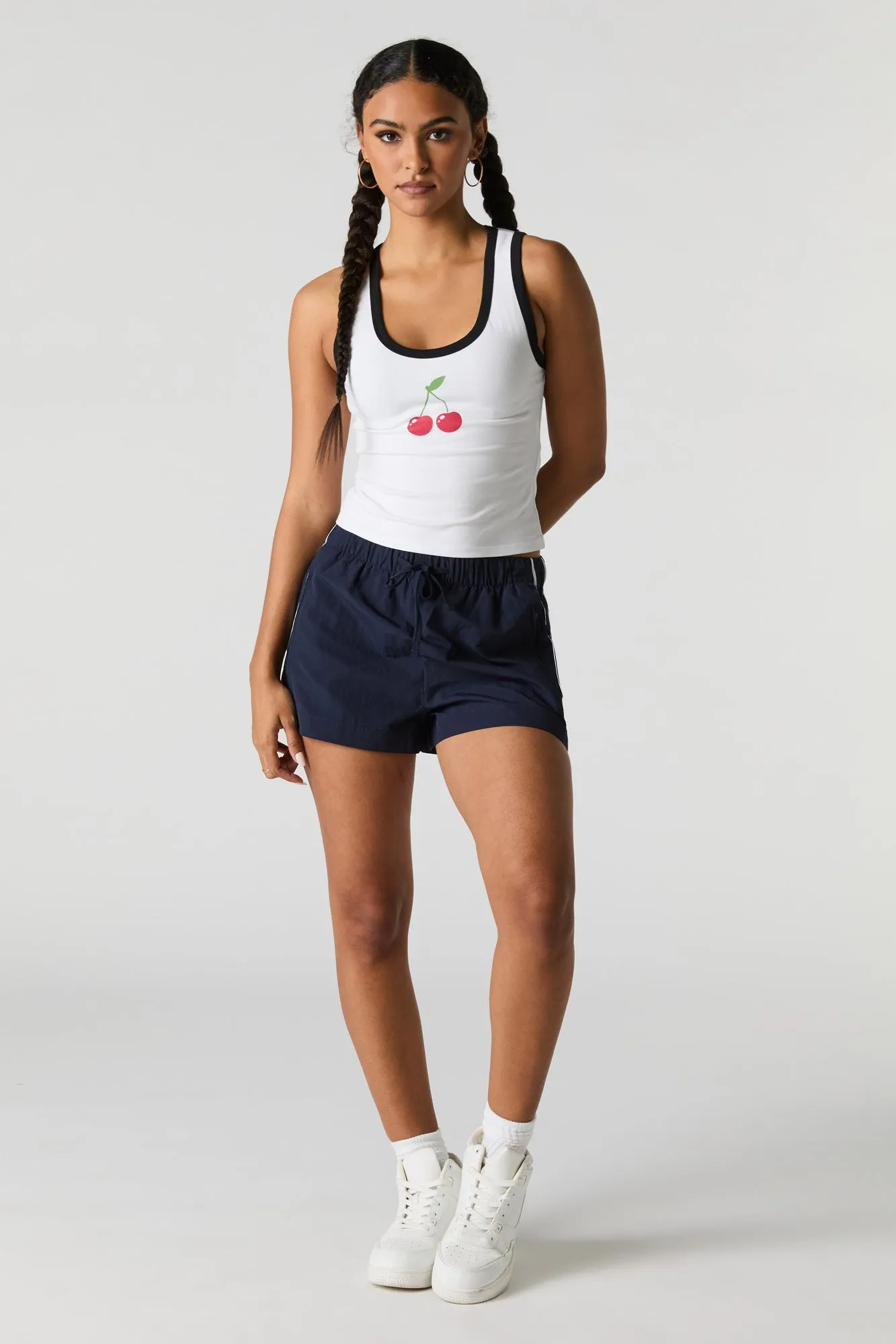 Graphic Contrast Trim Scoop Neck Tank