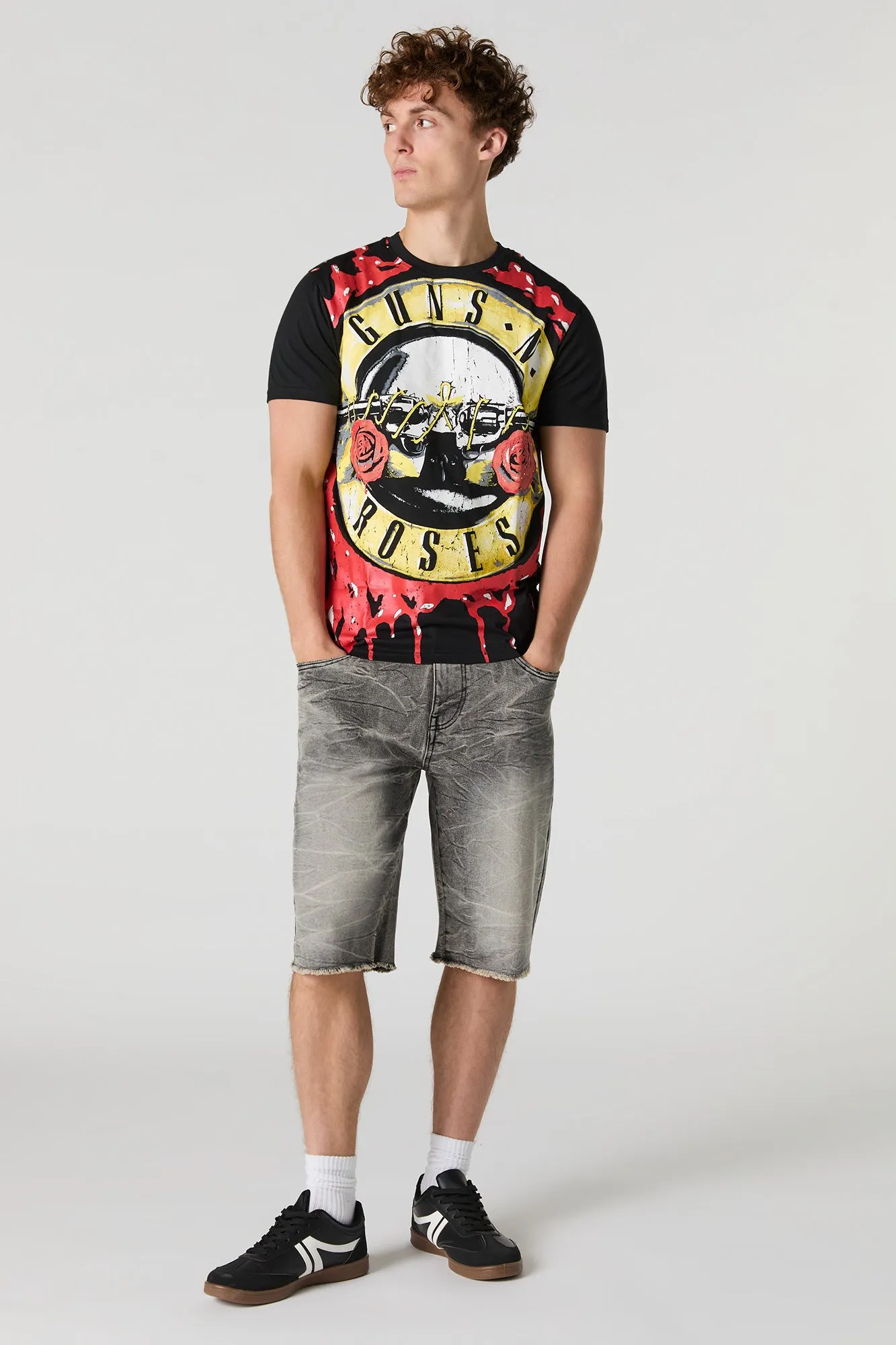 Guns & Roses Graphic T-Shirt