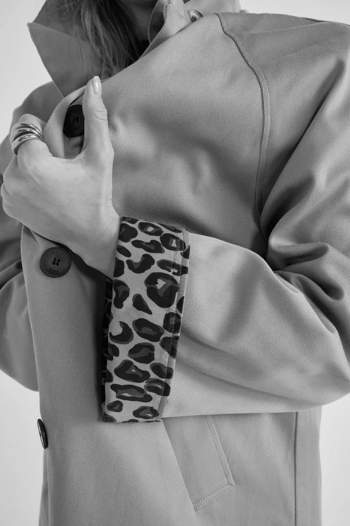 Trench Alma beige et léopard café