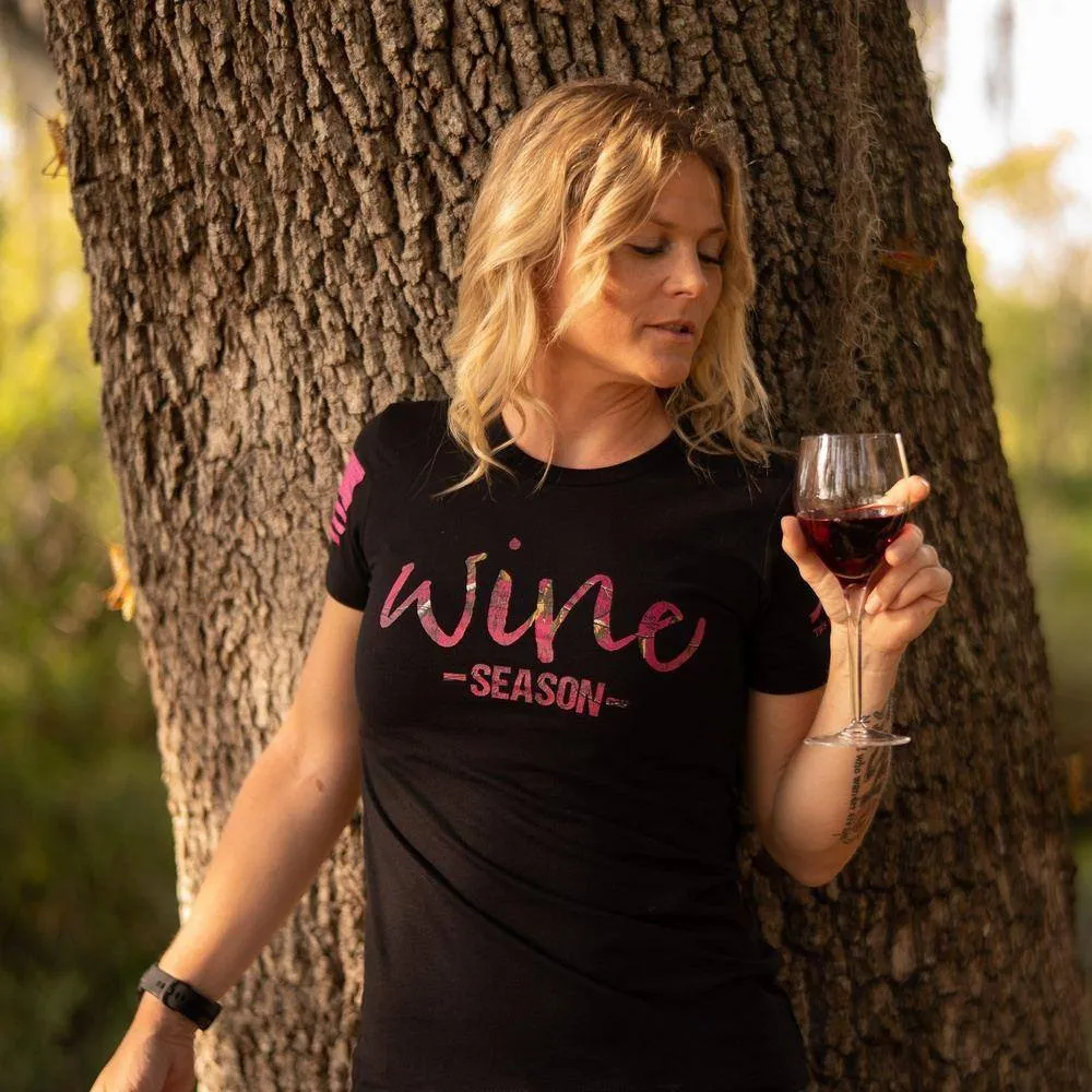Women's Realtree Xtra® - Wine Season T-Shirt - Black